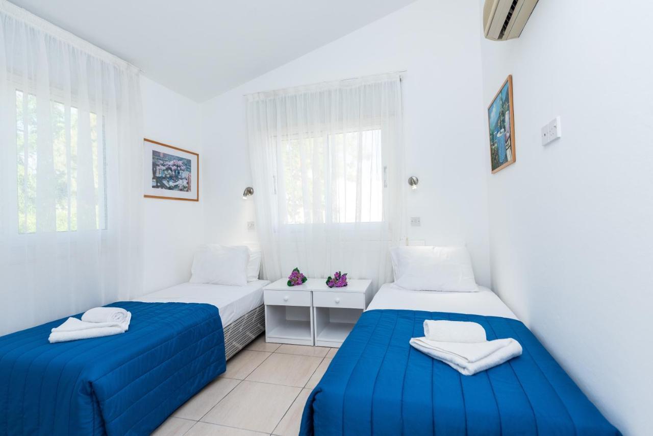 Fig Tree Z Holiday Resort Paralimni Exteriör bild
